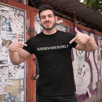 Good Vibes Only T-shirt - Yebber